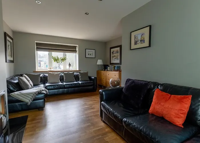 Birds Edge Cottage - Luxury 2 Bedroom Cottage With Amazing Views, Near Holmfirth In Yorkshire