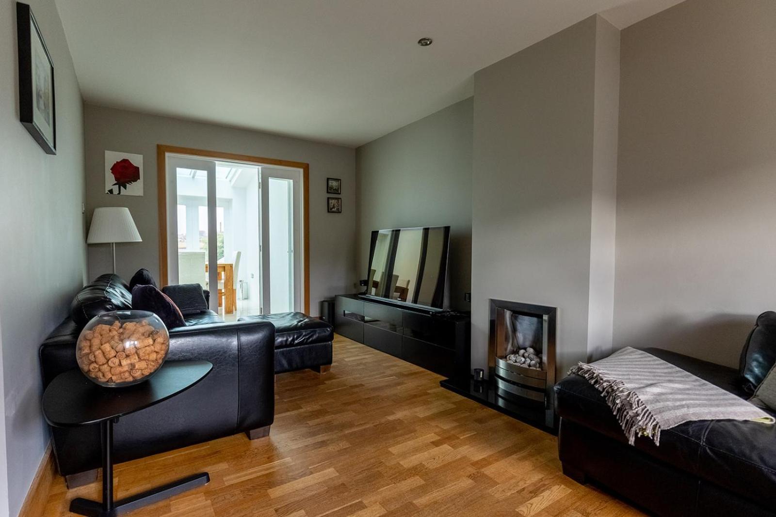 Birds Edge - Luxury 2 Bedroom With Amazing Views, Near Holmfirth In Yorkshire Holiday home Denby Dale